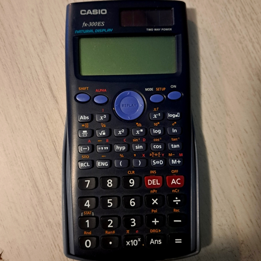 Casio fx-300ES Scientific Calculator TESTED AND WORKING